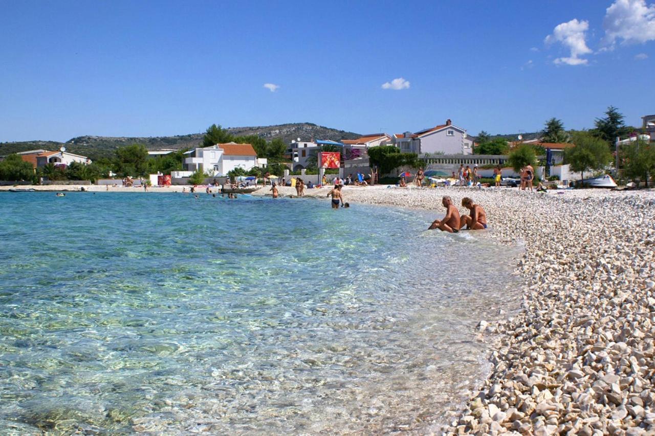 Family Friendly Apartments With A Swimming Pool Rogoznica - 7557 Экстерьер фото