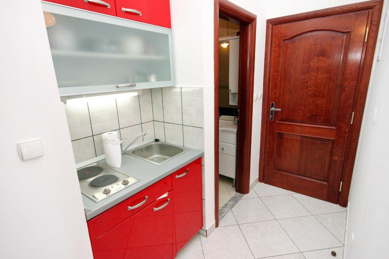 Family Friendly Apartments With A Swimming Pool Rogoznica - 7557 Экстерьер фото