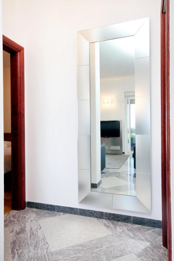 Family Friendly Apartments With A Swimming Pool Rogoznica - 7557 Экстерьер фото